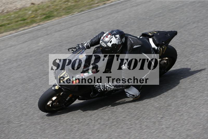 /10 20.04.2026  Pluess Moto Sport ADR/Freies Fahren/17